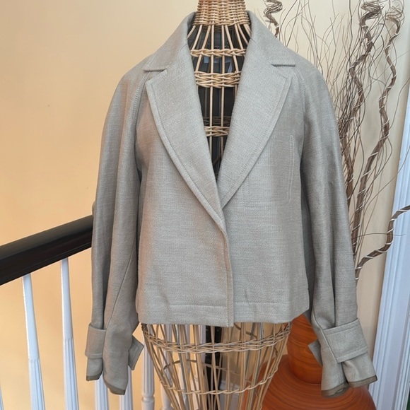 Chloe’ 🔥Sale🔥tan high quality jacket - Picture 1 of 13